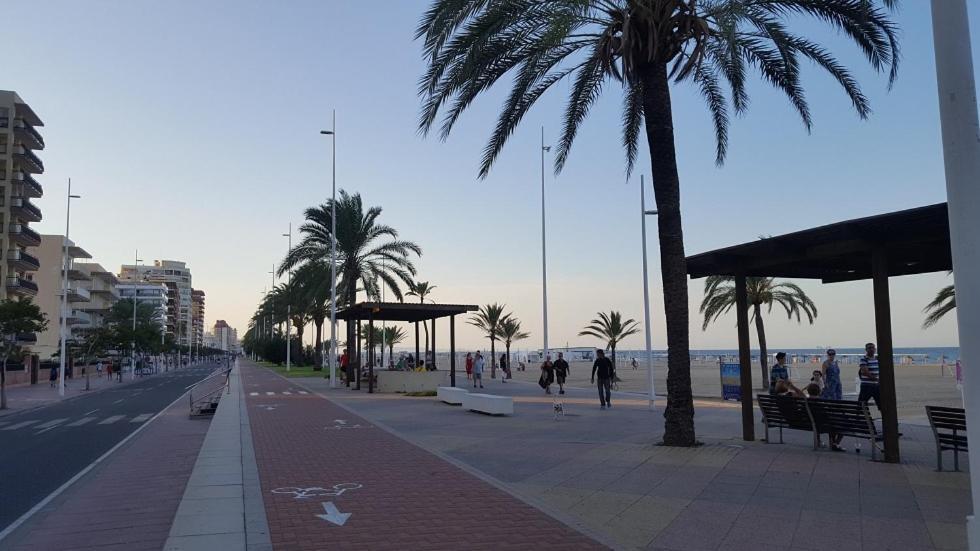 Hola Gandia Apartment Екстериор снимка